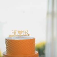 Cake topper personalized arrow