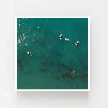 Surfer in Wasser Levanto Italien Drohne Fotografie Druck Luftaufnahme Druck 30 x 40 cm